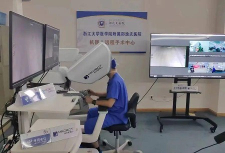 《人民日報(bào)》再度報(bào)道圖邁?輔助浙江頂級醫(yī)院開展5G遠(yuǎn)程手術(shù)援疆事跡